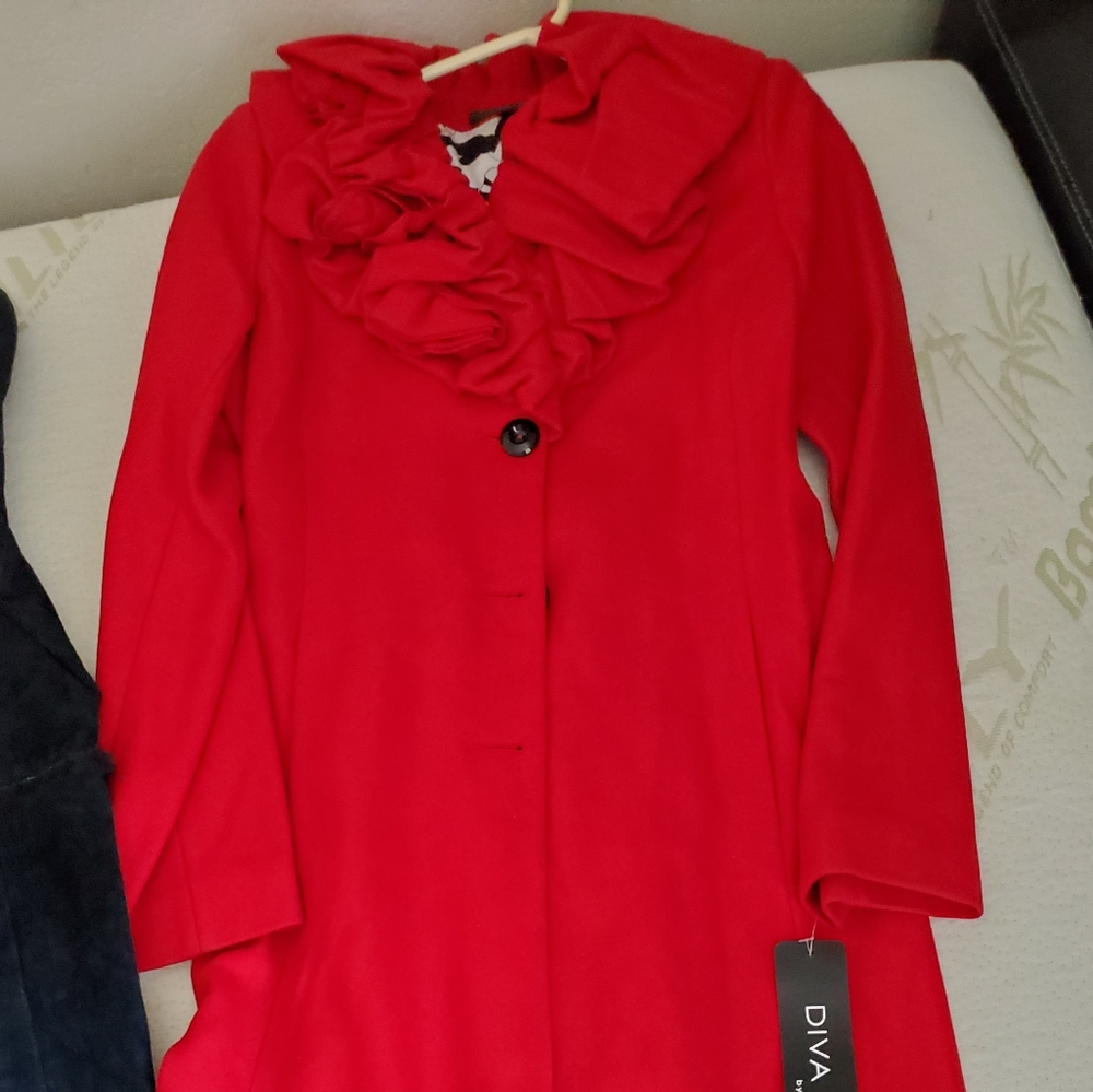 New with tag red coat